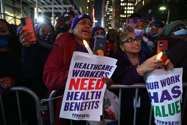 Labor union members rally outside of 1199SEIU’s midtown Manhattan offices, November 17th, 2021.